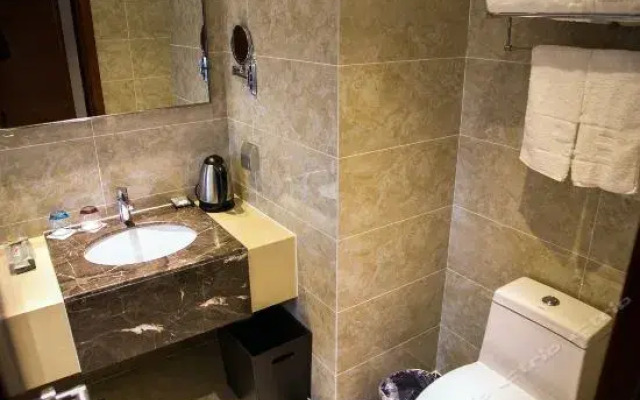 P & E Hotels