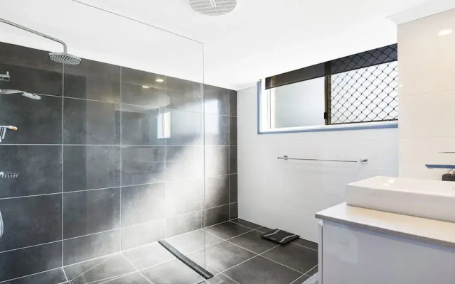 Tugun Palms Holiday Villa