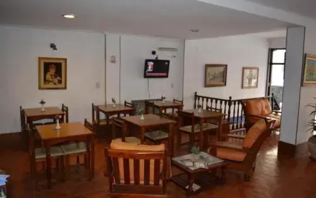 Gran Hotel Amelia