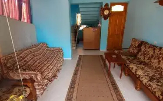 Liza Hotel