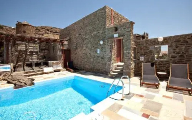 Tinos Habitart