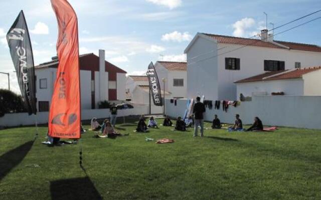 Surfing Inn Peniche - Hostel