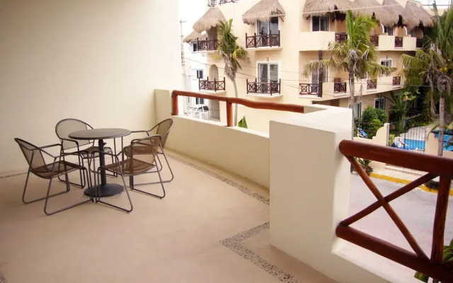 Las Olas downtown Condos by Playa Paradise