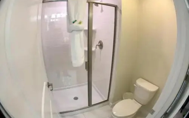 Four Bedrooms Home with Pool 3109