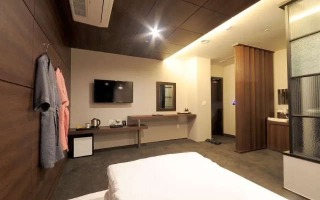 Nenne Boutique Hotel