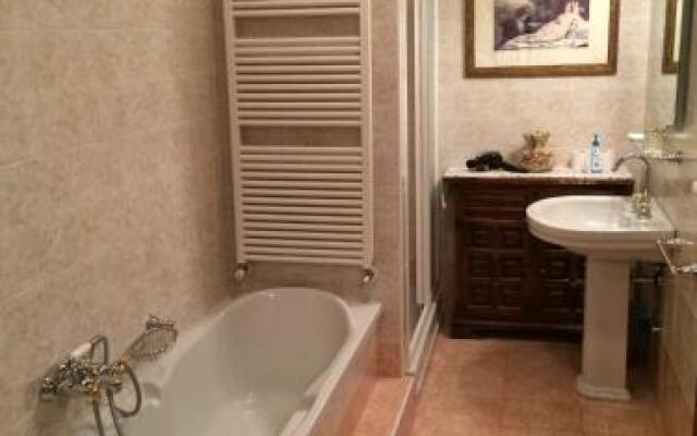 A Villa Esperia Bed and Breakfast