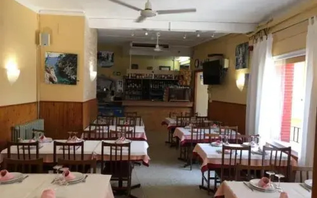 Hostal Restaurant Casa Comaulis