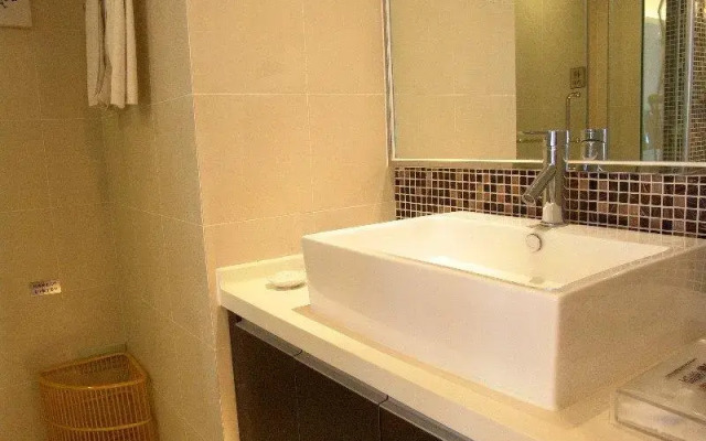 Lasony Serviced Apartment