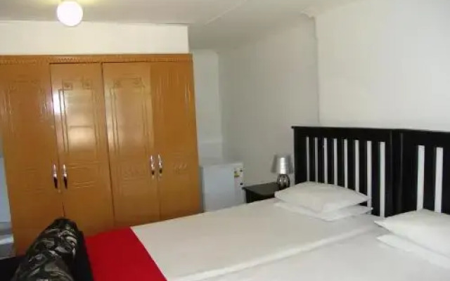 Palm Tree Guesthouse