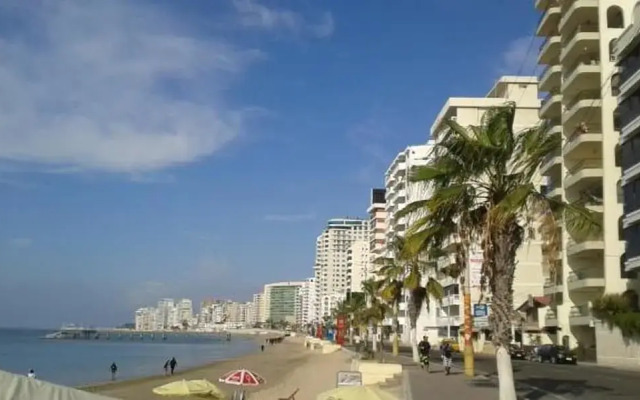 Hotel Caravel