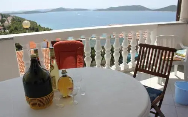 Apartments Toni Na Moru