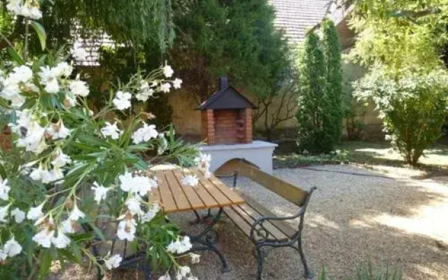 Re-Creativity Guest House