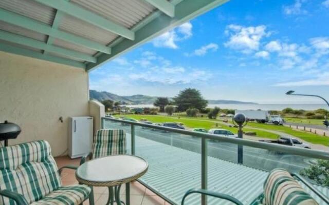 The Beach Lounge Holiday House