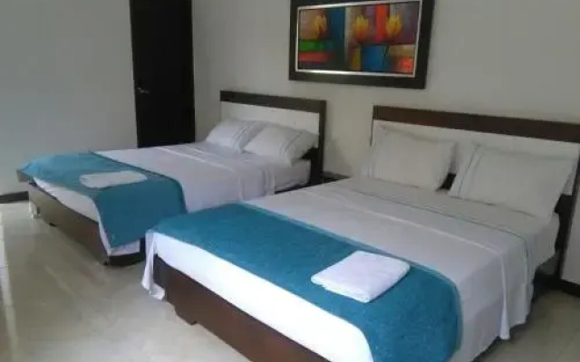 Hotel Manantial M Lare