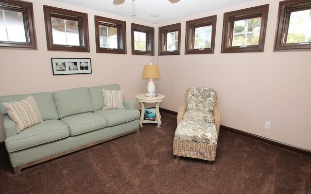 The Drake - 9 Br Home