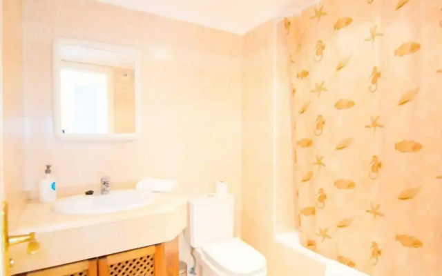 OleHolidays Milla de Oro Nagüeles con jardín