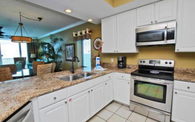 San Carlos 1409 - 3 Br Condo