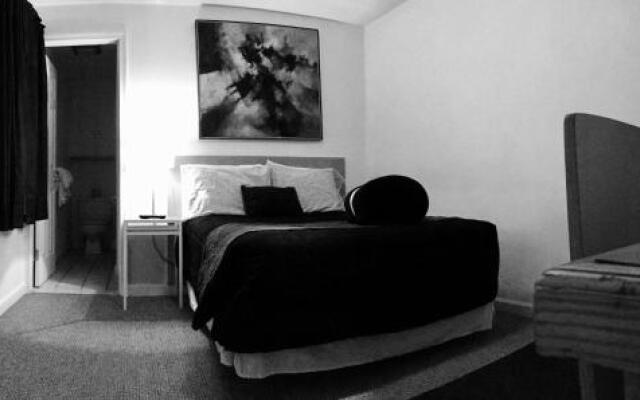 The Christiana Motel