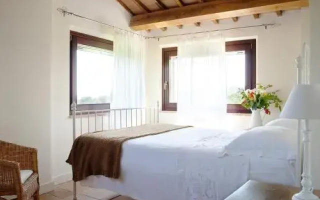 Borgo Rosso Country House B&B