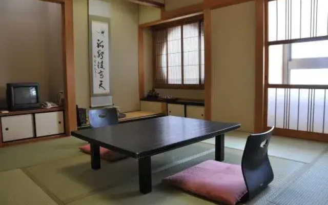 Mikaku no Oyado Yamadaya
