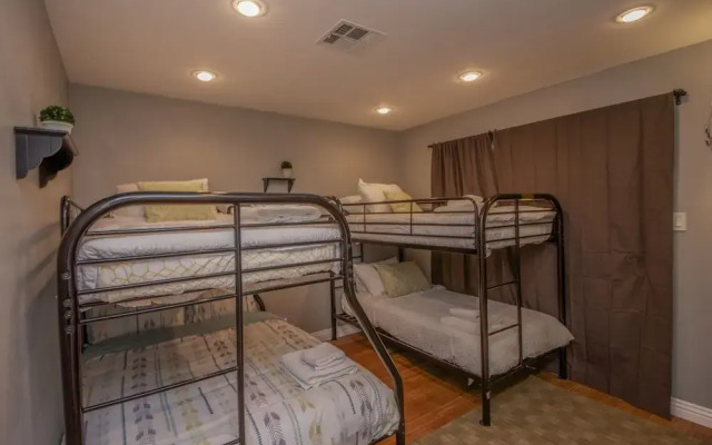 Immaculate 4bed 7min to Vegas Strip