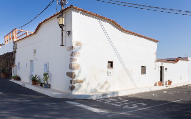 Casa Rural Tile