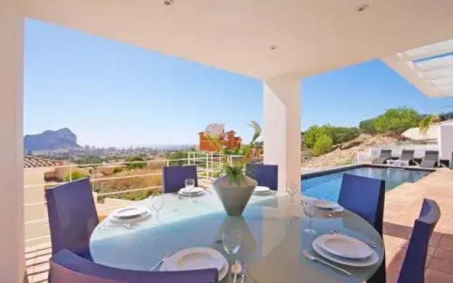 Villa Moderna - Plusholidays