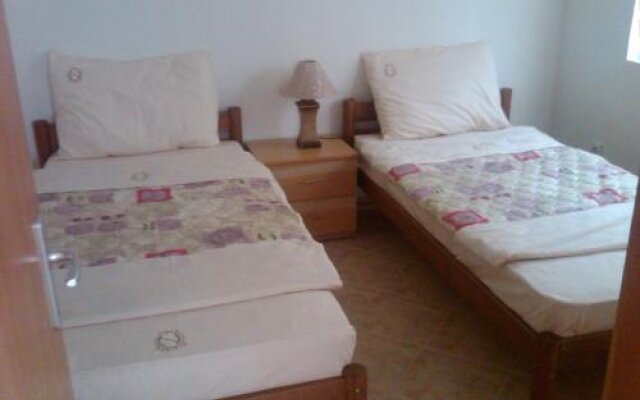 Villa Daniela Apartments in Nov Dojran, Macedonia from 57$, photos, reviews - zenhotels.com guestroom