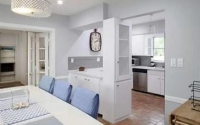 Salty Bungalow Bayview Rentals