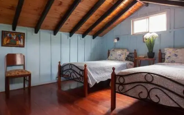 Casa Azul Bed & Breakfast
