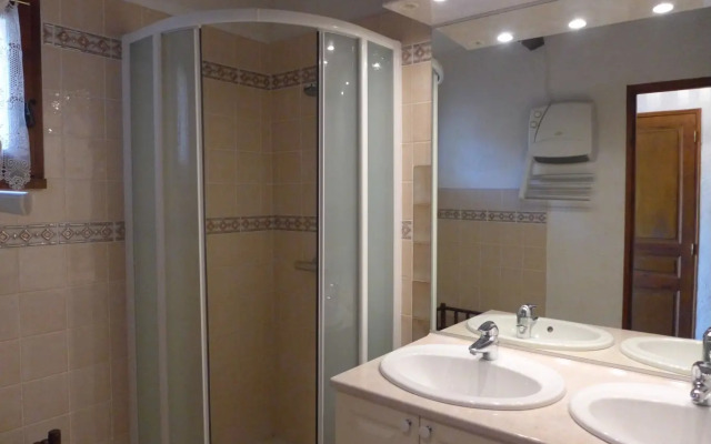 Holiday Home Domaine des Restanques (MAX151)