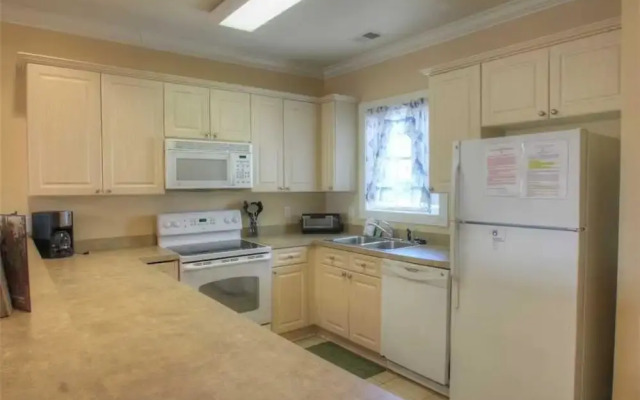 Magnolia Pointe 103-4879 by RedAwning