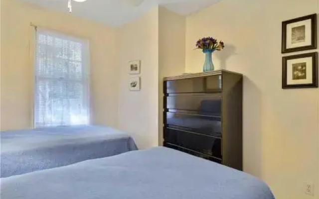Lavender Jungle (Condo)