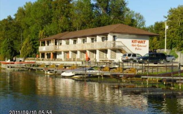 Kit-Wat Marina Motel Restaurant