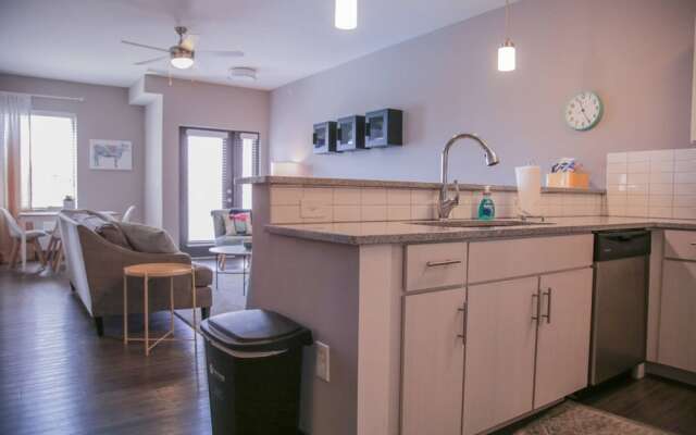 Lockerbie Square 2BR Apt Near Mass Ave