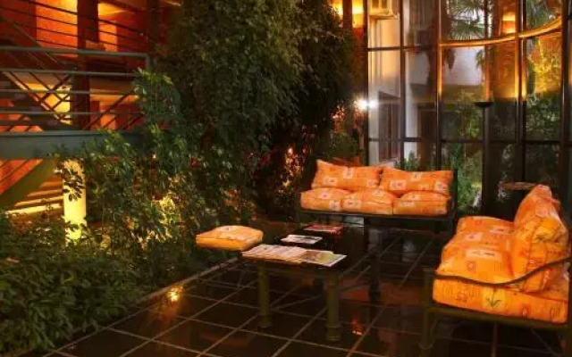 Hotel Palmas Express B&B