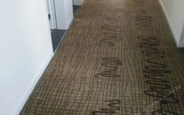 Hanting Express Liuzhou Bayi Road