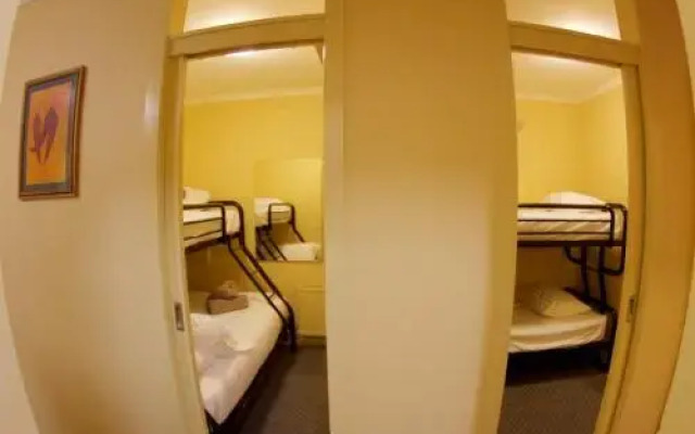 Snow Ski Apartments 03