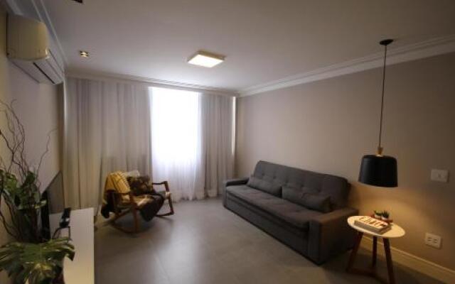 GoHouse Elizabeth 406