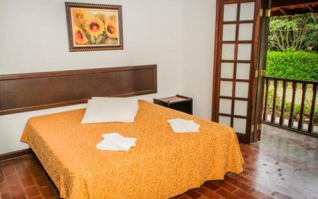 Pousada Vale Do Dinossauro