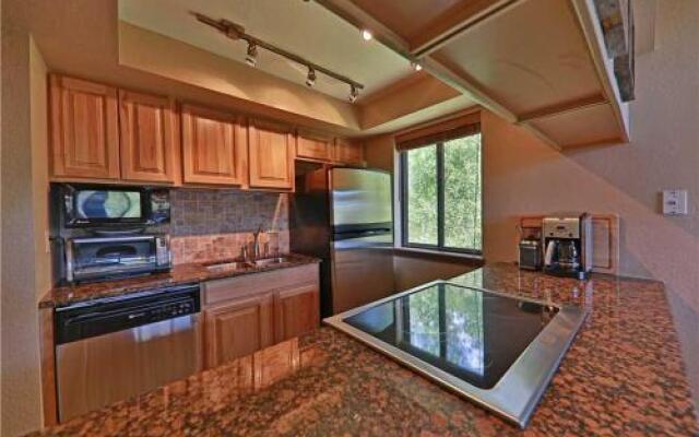 MeadowRidge 33-08 - 2 Br Condo