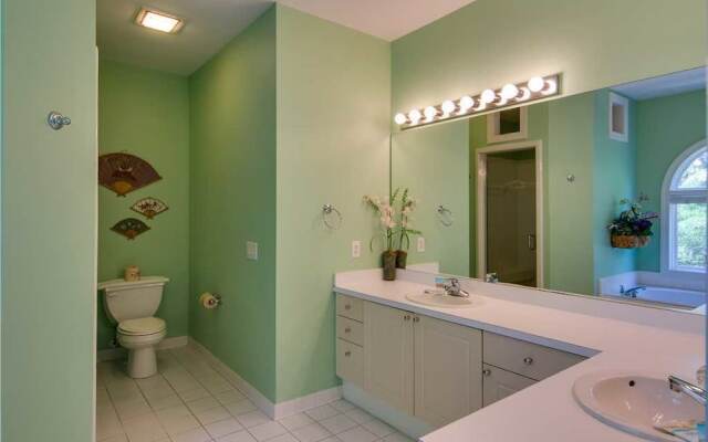 Pelican Bay 62 by RedAwning