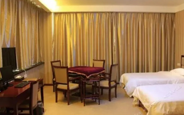 Rui'an Yinglun Hotel