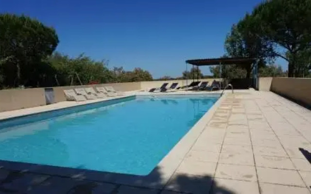 Mas de la Tour Carbonnière