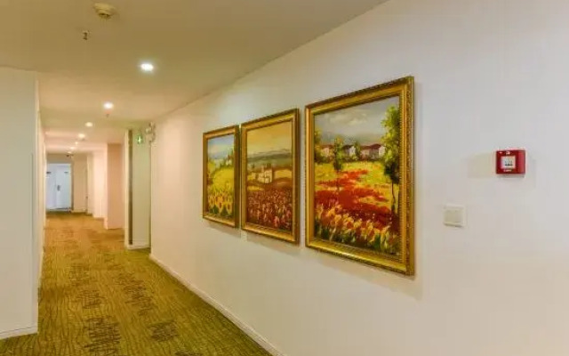 Hanting Express Liuzhou Bayi Road