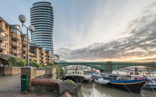 Stunning Riverside home in Battersea