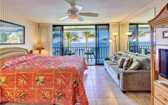 Lahaina Shores 321 by RedAwning