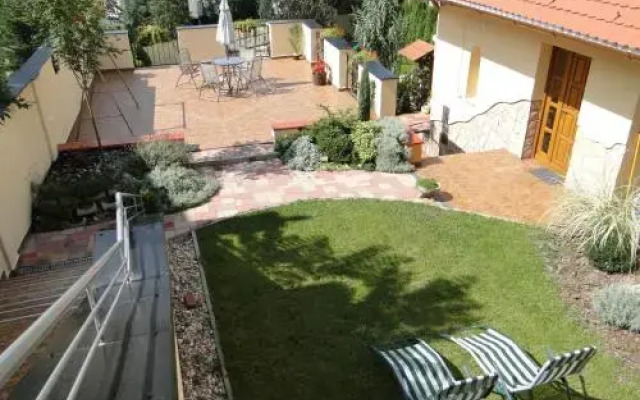 Janus Apartman