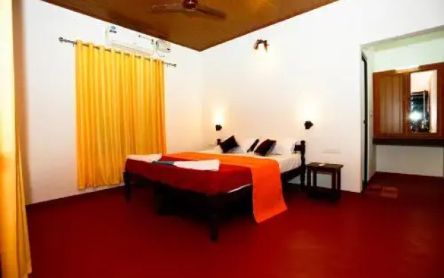 Marari Charlys Homestay