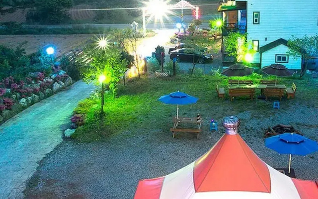 Baeksajang Hill House Pension